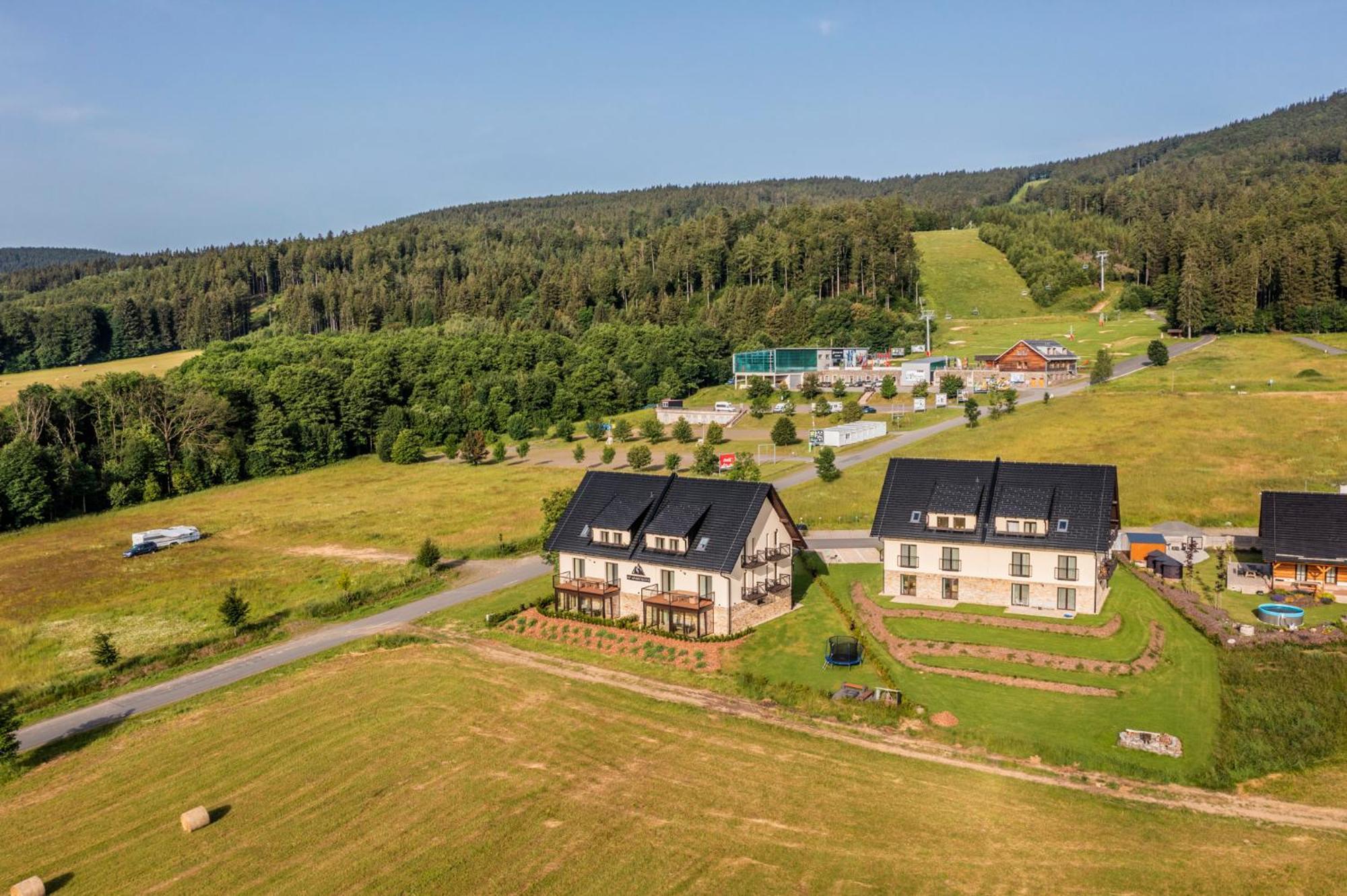 HP APARTMÁNY SKIAREÁL- Buková Hora v Orlických horách Červená Voda Exterior foto